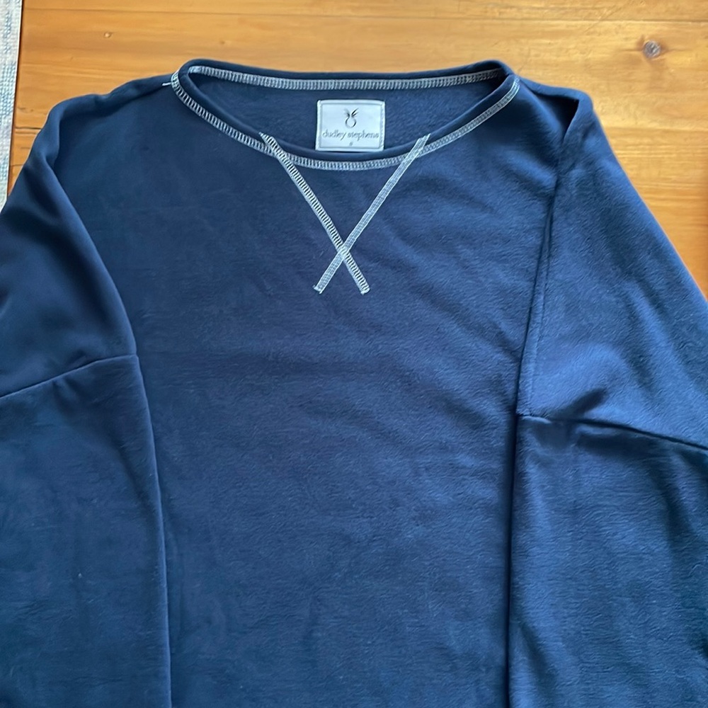 Dudley Stephens navy terry fleece women’s top. Size small. Excellent condition.